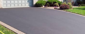 Best Recycled Asphalt Driveway Installation  in Raymond, WA